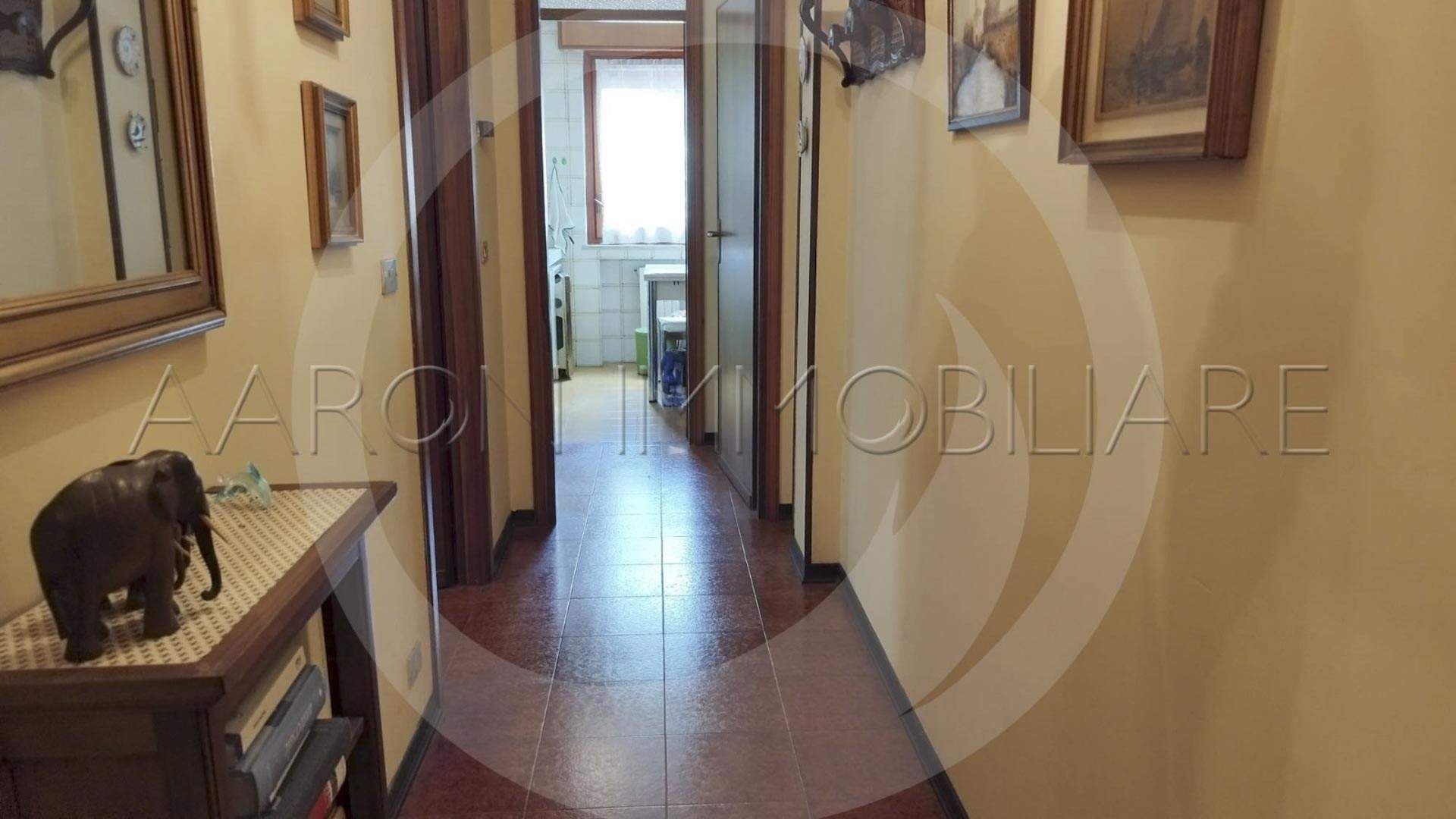 Sanremo, zona Foce, Grazioso Bilocale con Giardino Privato e Box auto