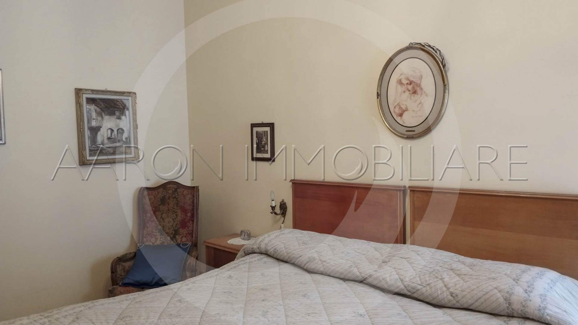Sanremo, zona Foce, Grazioso Bilocale con Giardino Privato e Box auto