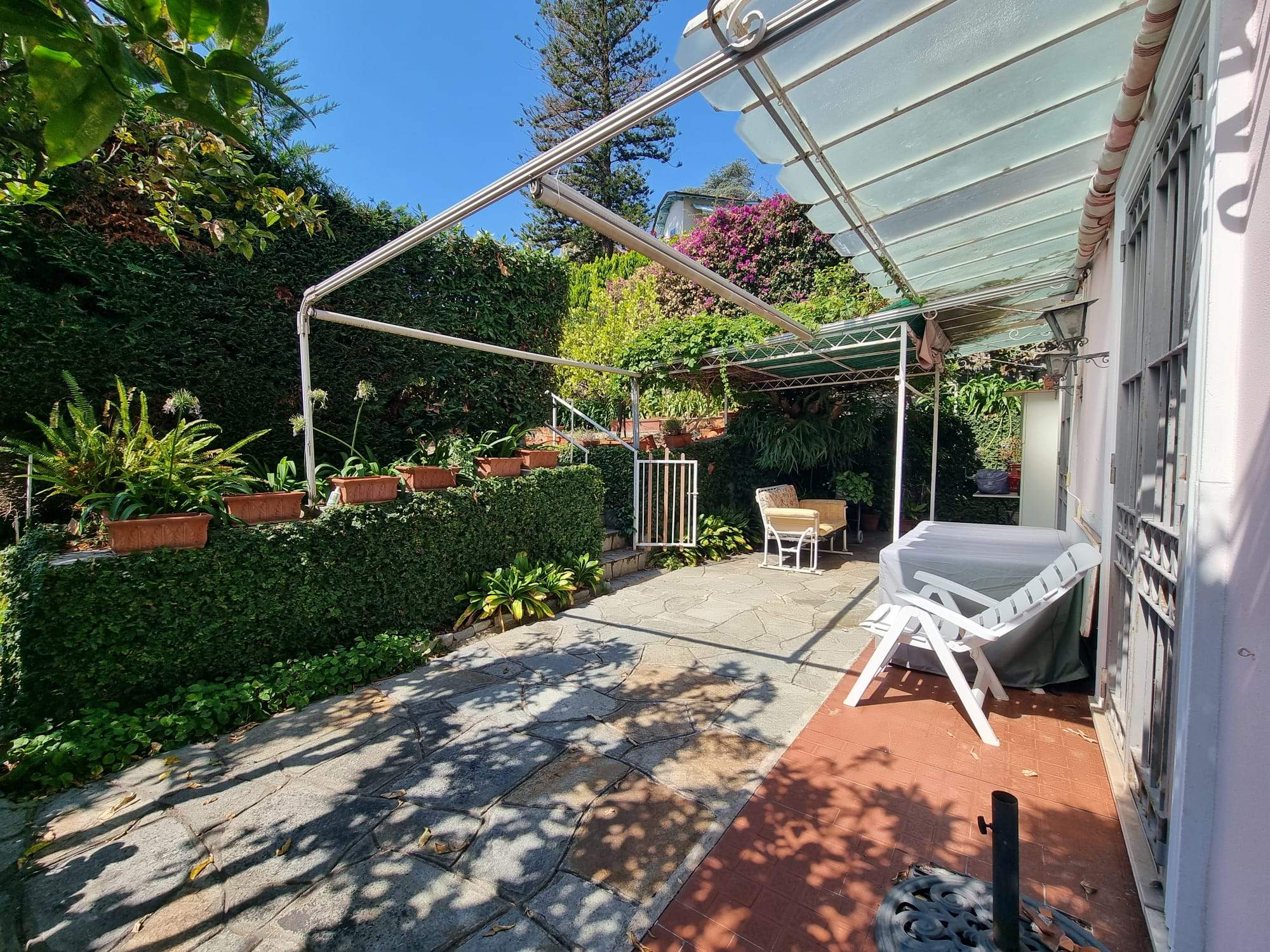 Ospedaletti, zona centrale, Appartamento 211 m² con giardino, box e cantina