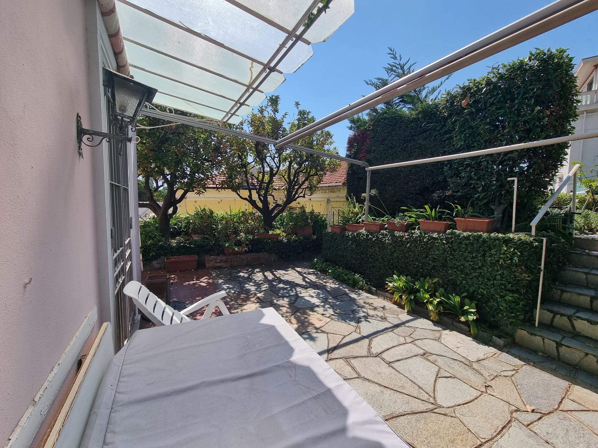 Ospedaletti, zona centrale, Appartamento 211 m² con giardino, box e cantina