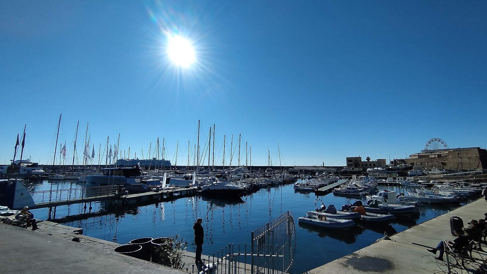 Sanremo, centralissimo, bilocale ristrutturato con terrazza