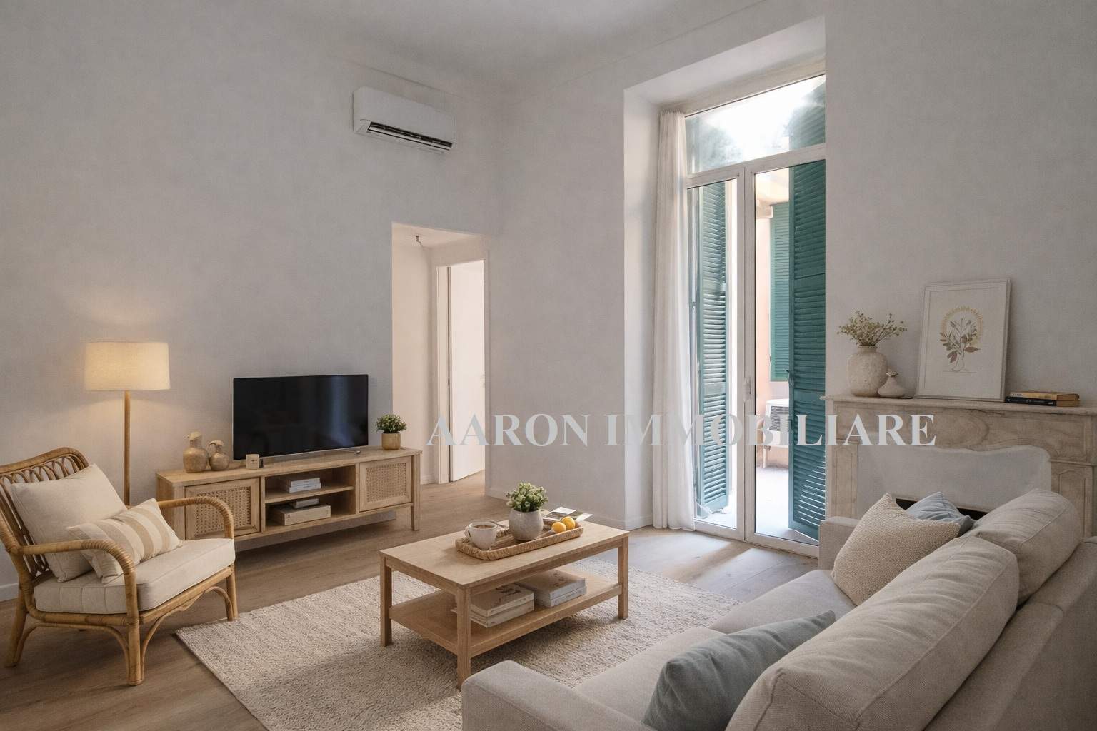 Sanremo, centralissimo, bilocale ristrutturato con terrazza